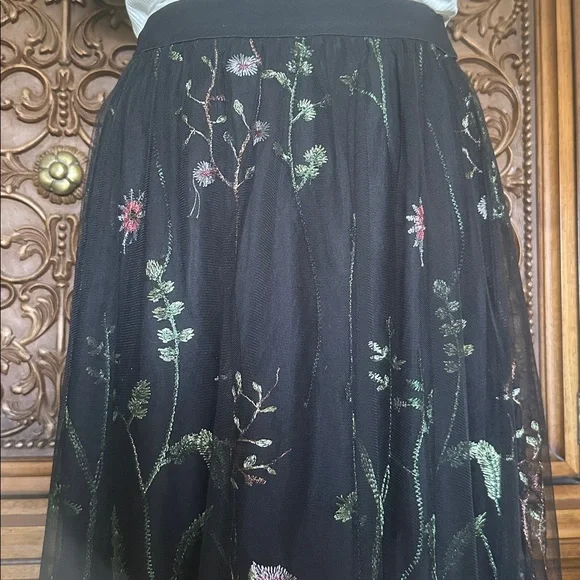 Black Tulle Embroidered Floral Maxi Skirt Romantic Sheer Overlay Boho NWOT Large - Picture 4 of 17
